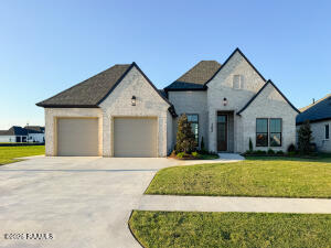 103 Summit Heights Dr, Youngsville LA