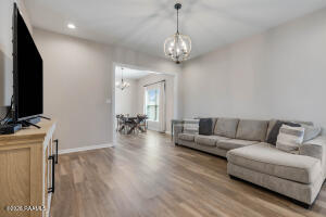 20260923180339024844000000.jpg