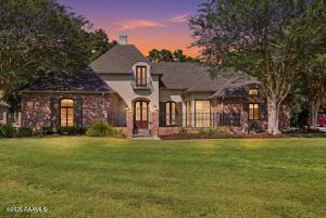212 Lantana, Broussard LA