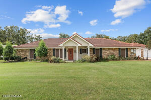 1907 Teche, Breaux Bridge LA