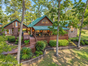 1149 Oak Ridge, Many LA
