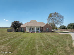 1093 Chinaberry, Eunice LA