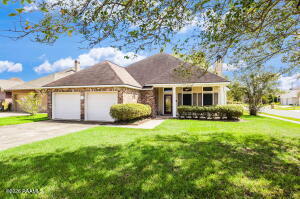 107 Kings Harbour, Lafayette LA