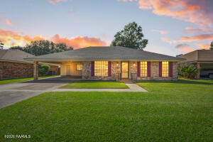 105 Briarwood, Lafayette LA