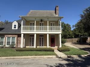 553 Esplanade, Lafayette LA