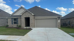 111 Lake Oak, Lafayette LA
