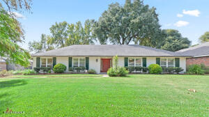 808 Brentwood, Lafayette LA