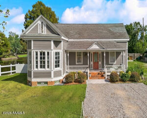 2433 E Milton, Youngsville LA